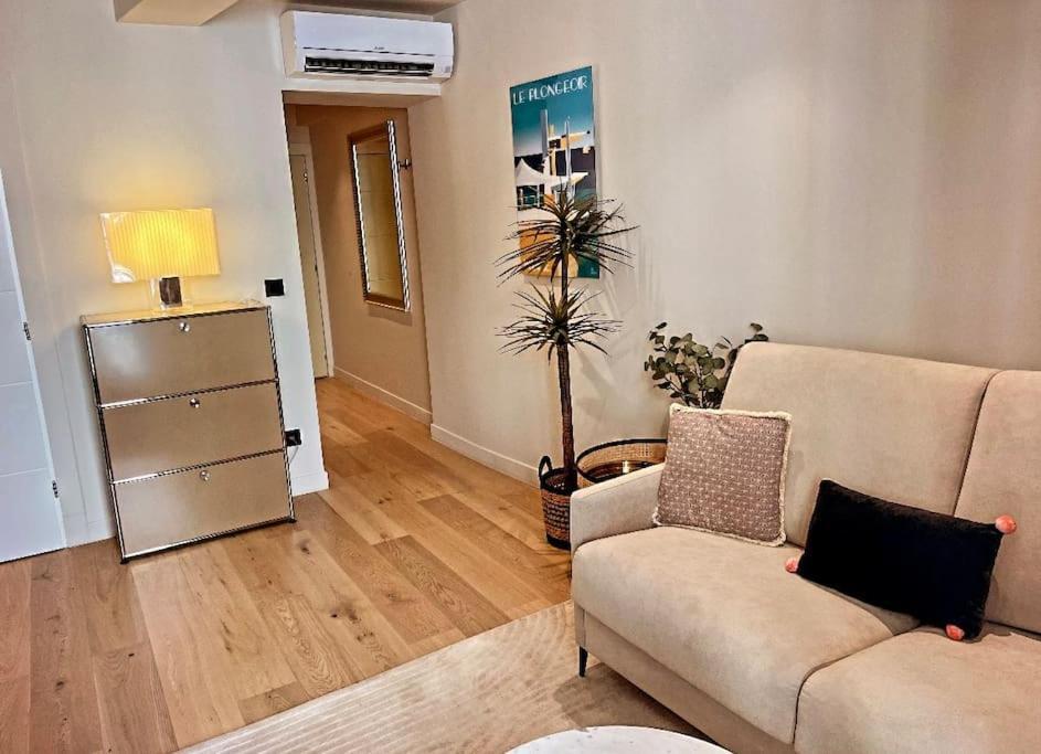 Massena Street, 2 Rooms Balcony Nisa Exterior foto